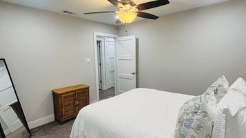 3 bedrooms, iron/ironing board, travel cot, WiFi