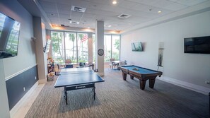 Games room - Entire rental unit in Fort Myers Florida
2 guests 1 bedroom 1 bed 1 bath (Fort Myers)