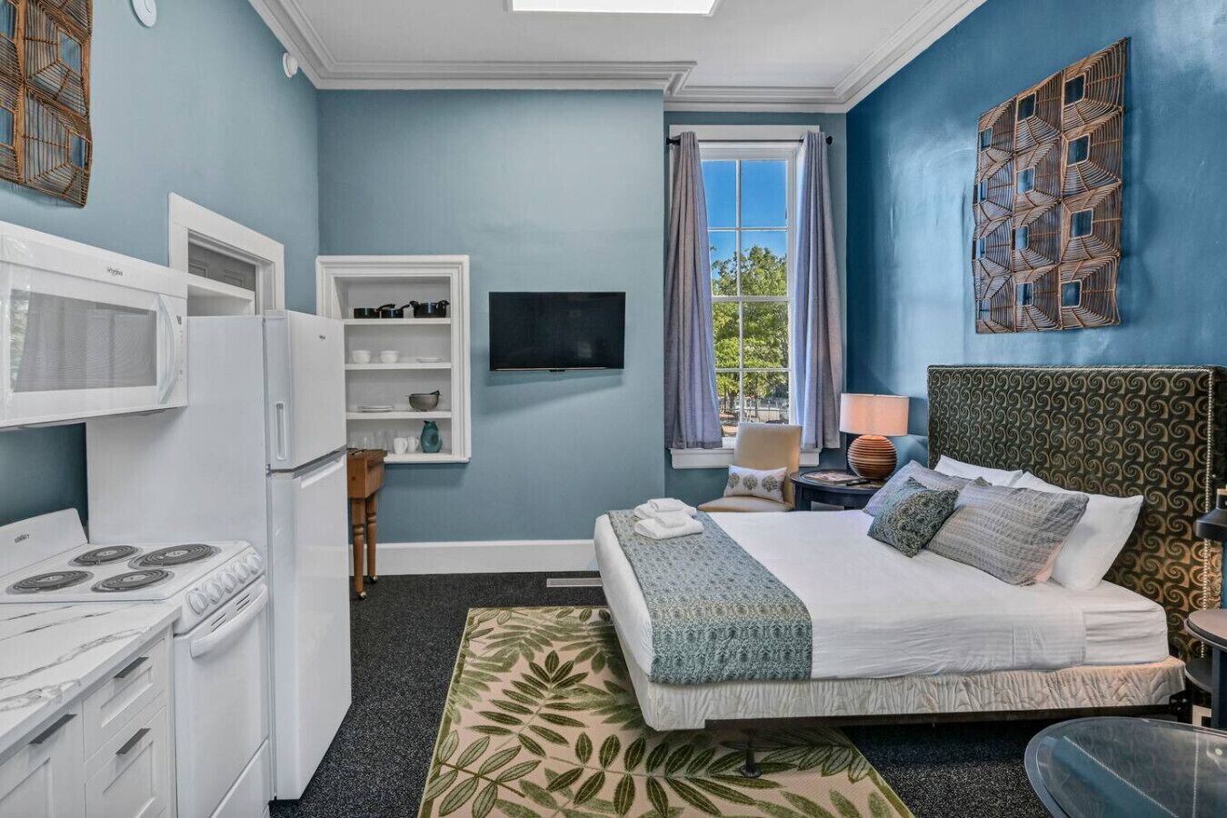 1 多间卧室、熨斗/熨衣板、WiFi、床单