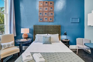 1 多间卧室、熨斗/熨衣板、WiFi、床单