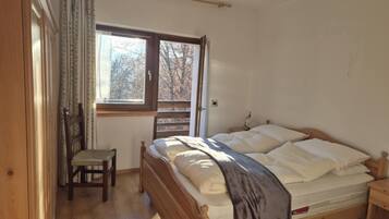 3 dormitorios, tabla de planchar con plancha, wifi y ropa de cama