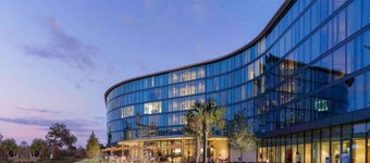 City View King Room | Near UF Campus & Downtown