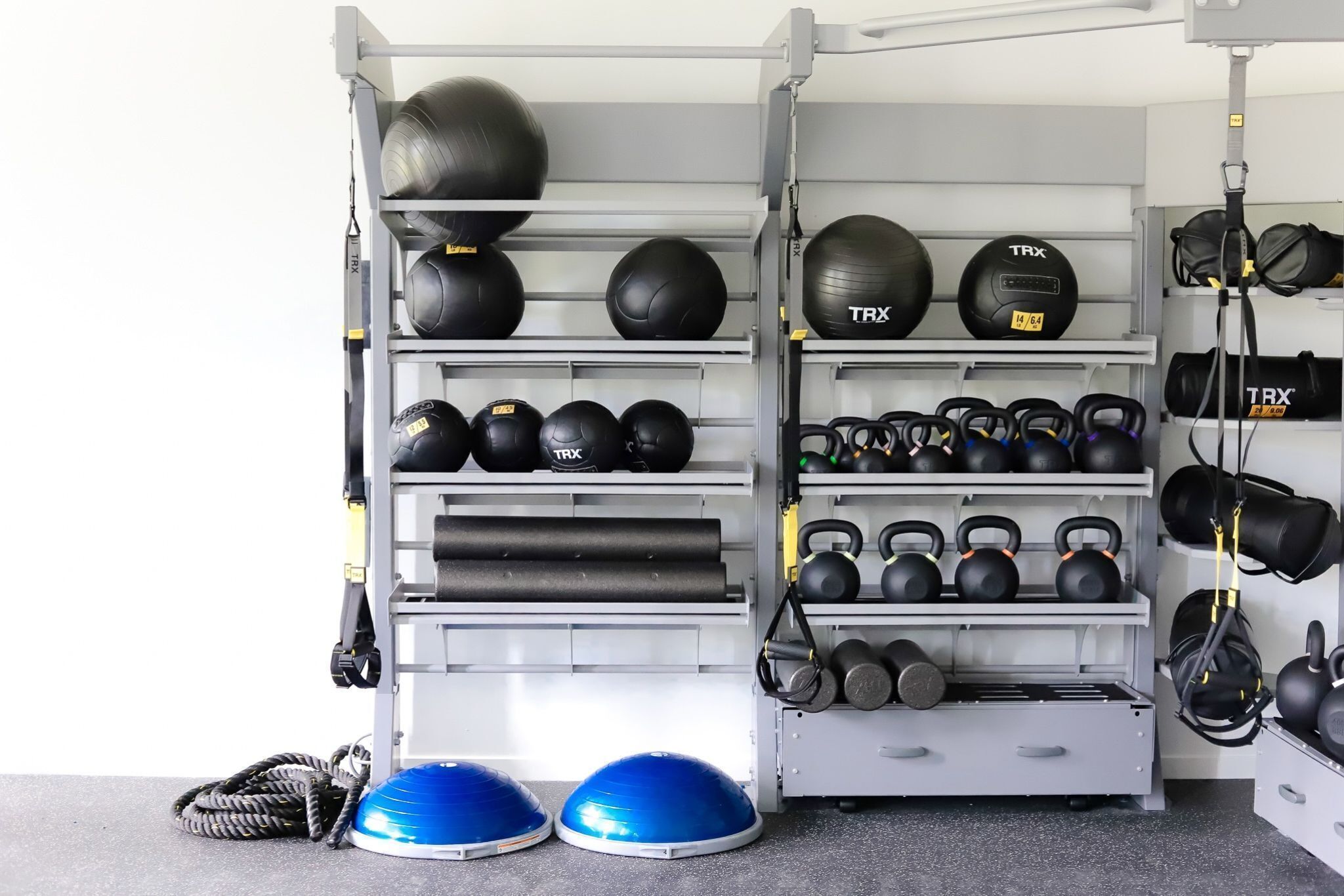 State-of-the-art fitness facilities at Hotel ELEO ensure an energizing stay, equipped with high-quality exercise equipment for every enthusiast.