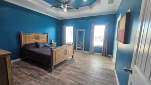 3 bedrooms, WiFi, bed sheets - Spacious 3-bedroom house in tranquil Aransas Pass with AC (Aransas Pass)