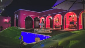 Exterior - La Casa Rosa Imperial (Mérida)