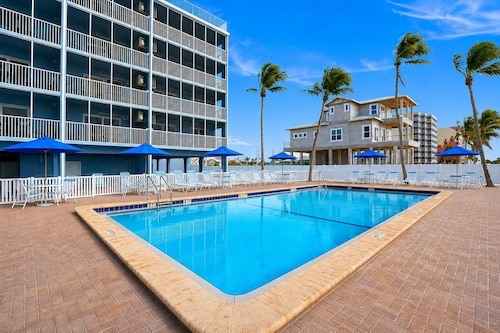 Windward Passage Resort