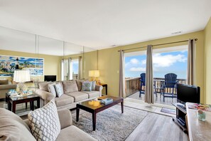 Smart TV - Wake up to stunning Atlantic sunrise views from this oceanfront 2-bedroom condo (Tybee Island)