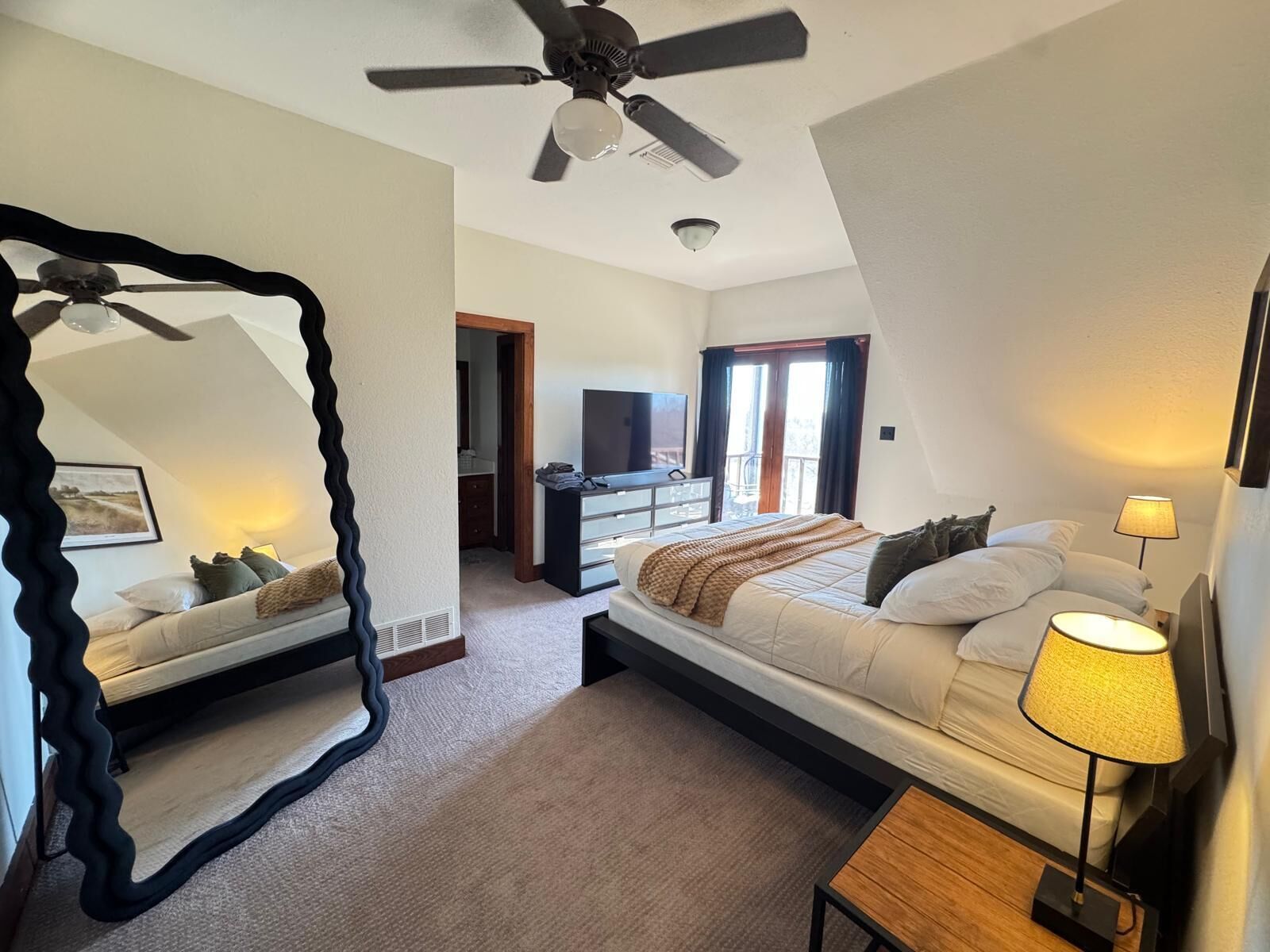6 bedrooms, Internet