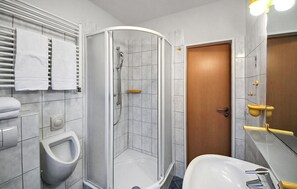 Shower - 1 bedroom gorgeous apartment in Röbel (Röbel)
