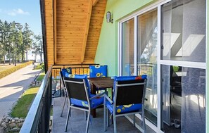 Outdoor dining - 2 bedroom amazing apartment in Röbel (Röbel)
