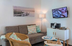 TV - Nice apartment in Röbel with house a panoramic view (Röbel)
