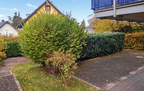 Property grounds - 1 bedroom beautiful apartment in Röbel (Röbel)