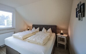 2 bedrooms, free WiFi - Beautiful apartment in Röbel with sauna (Röbel)