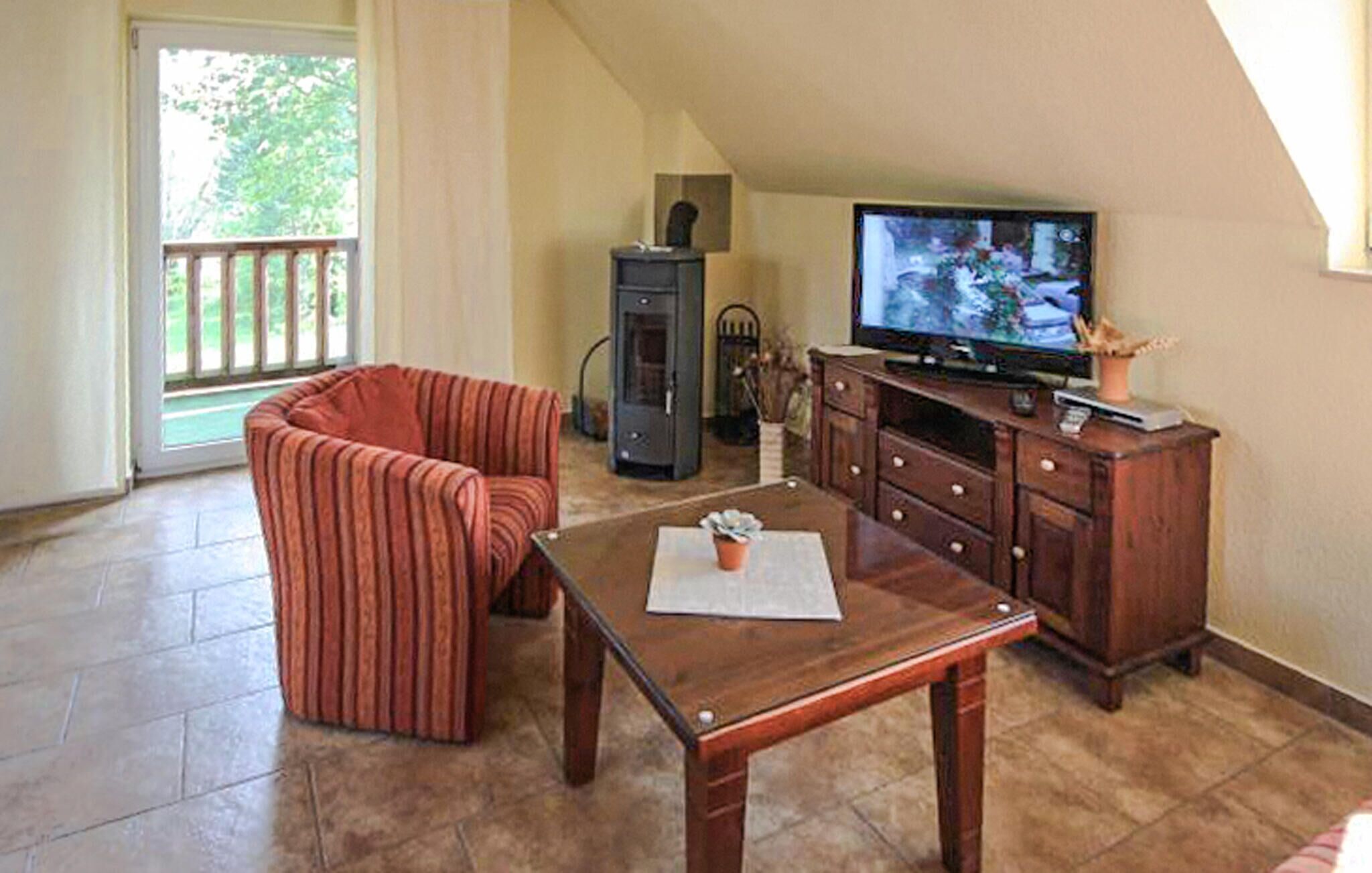 Fernseher, Kamin
