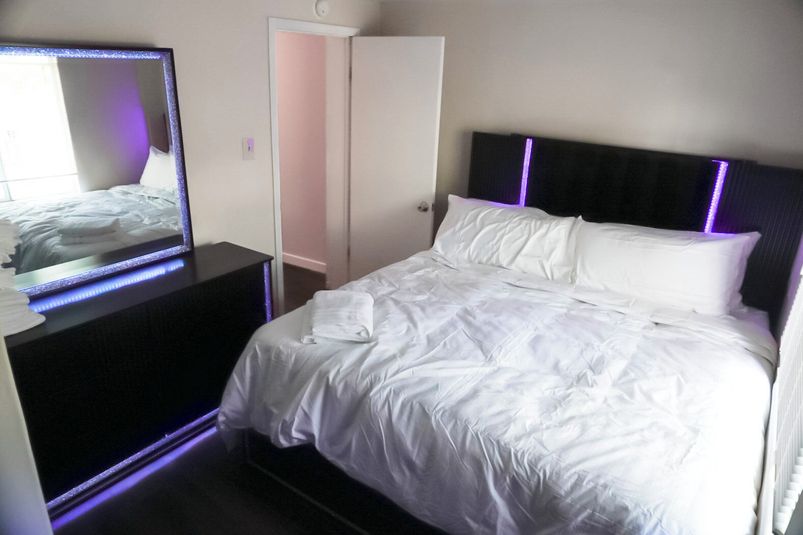 2 soverom, wi-fi (inkludert) og sengetøy