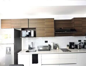Private kitchen - Estudio Ciudad Guatemala, Corazon de zona 10 w/pool (Ciudad de Guatemala)
