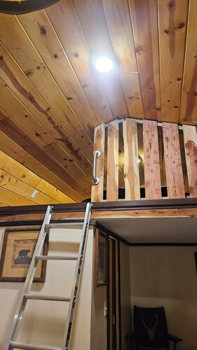 Cabin 2 is aLovely 2-bedroom loft cabin with AC heat outside charming Fair Play