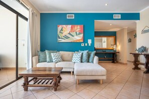 TV - Ocean View Sunrise Tamarindo Beach Condo (Tamarindo)