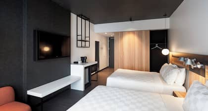 Alt Hotel Ottawa Airport