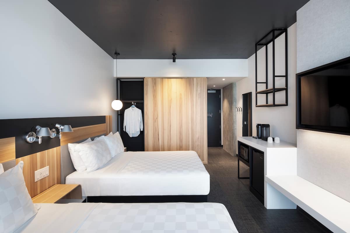 Standard Double Room | Desk, blackout drapes, soundproofing, iron/ironing board