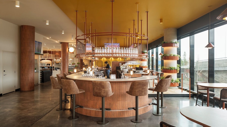Alt Hotel Ottawa Airport