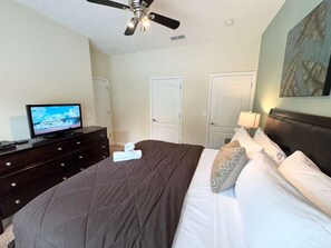 4 Schlafzimmer, Bügeleisen/Bügelbrett, Reisekinderbett, kostenloses WLAN