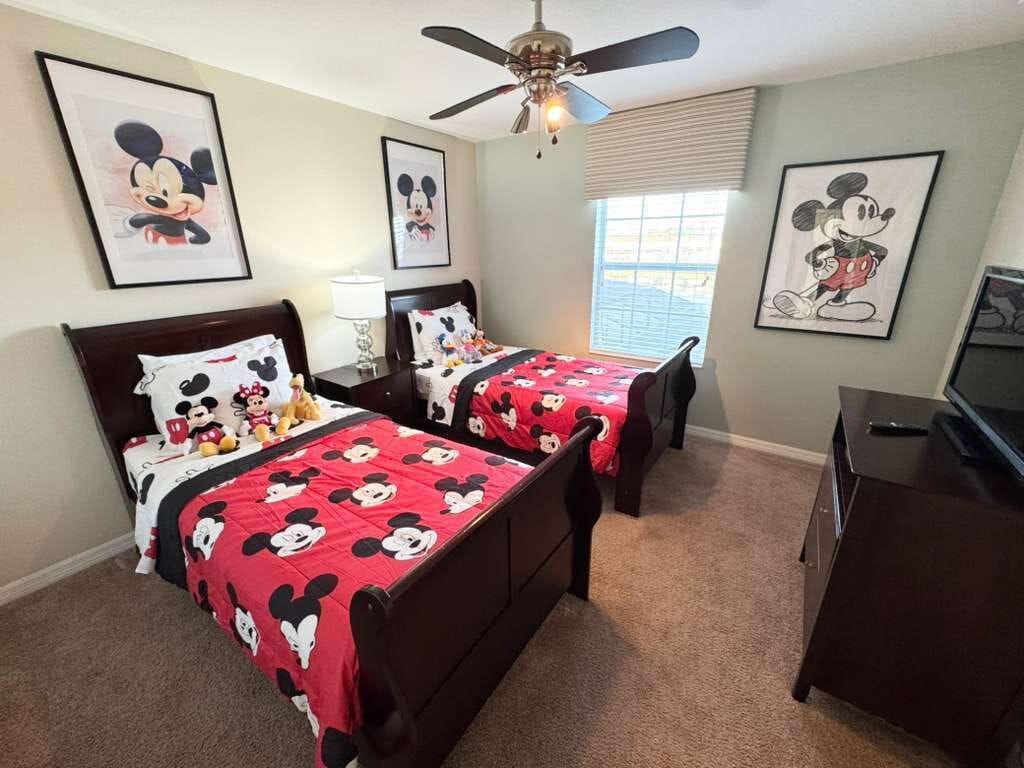 4 bedrooms, iron/ironing board, travel cot, free WiFi