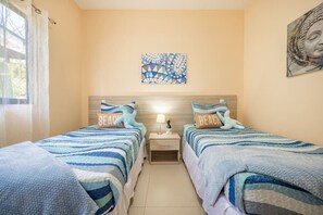 2 bedrooms, desk, iron/ironing board, WiFi