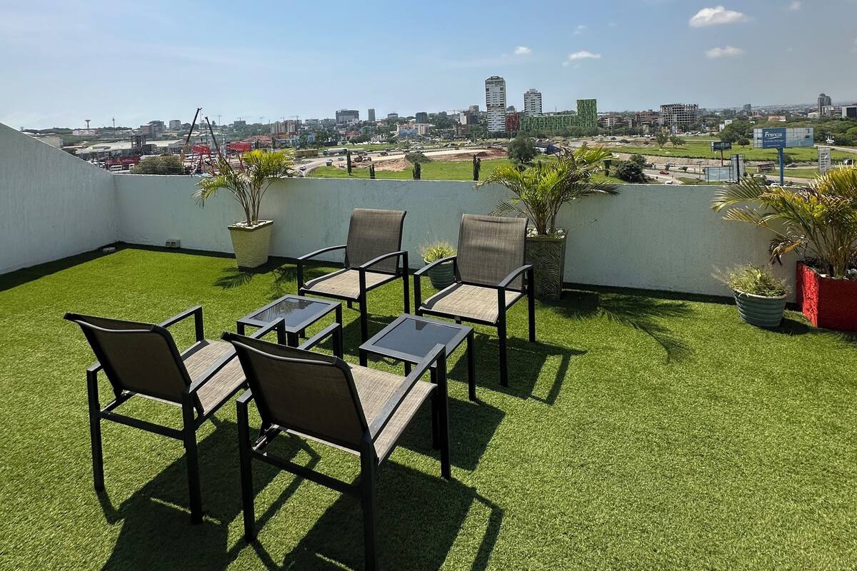 Luxury Apartment, 2 Bedrooms, Pets Allowed, City View | City view