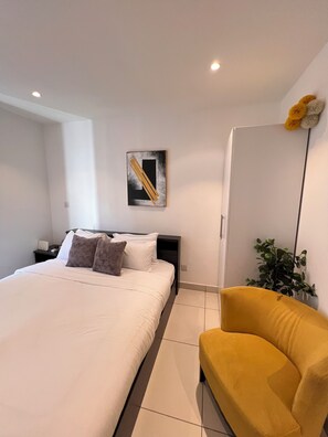 Colchones con efecto memoria y minibar 