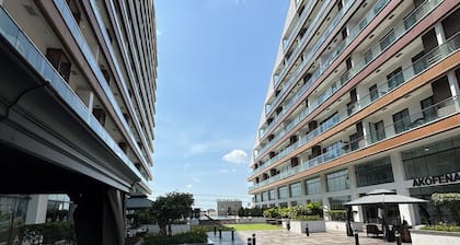 Peravi Suites at the Signature