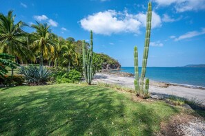 Beach nearby - Flamingo Condo Min to Marina, Great Rates! (Playa Flamingo)