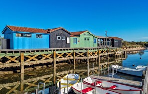Marina - 2 bedroom lovely home in Chenac-Saint-Seurin-d' (Chenac-Saint-Seurin-d')
