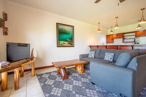TV - Beachfront Property w/ Spectacular View! (Potrero)