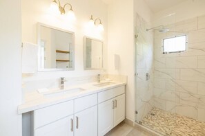 Hair dryer - Casa Marina Bahia, Private Pool, 10 Min to Beach! (Potrero)