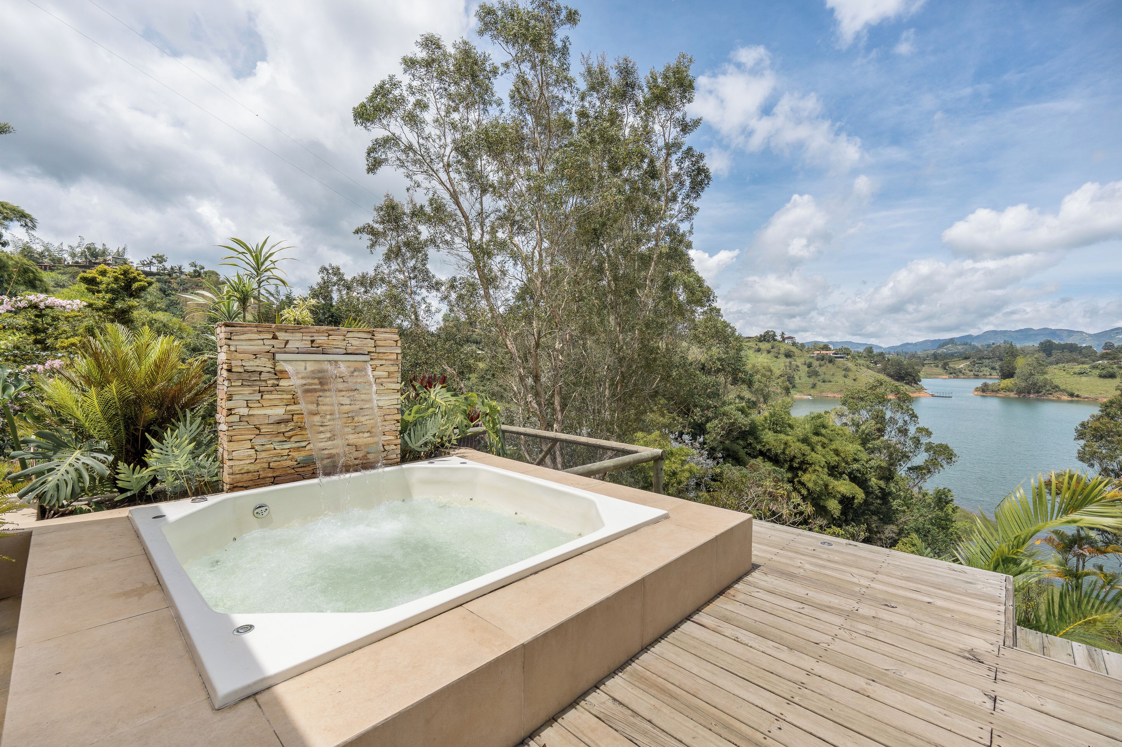 Idromassaggio all'aperto