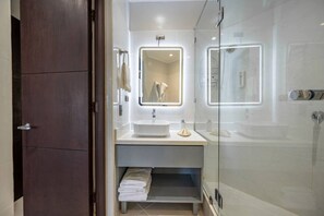 Hair dryer - Marina Real 6 Gorgeous Condo, Great Location! (Playa Flamingo)