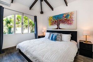 1 bedroom, desk, iron/ironing board, WiFi - Casa Paloma Chic Casita w/ Shared Pool Near Beach (Potrero)