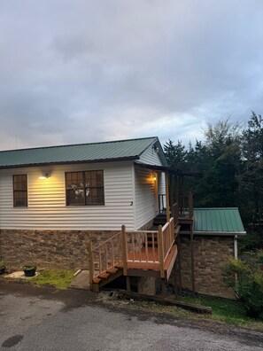 Exterior - Cozy 1-bedroom apartment in Beautiful Sevierville (Sevierville)