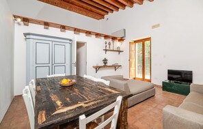 TV - Nice apartment in Ragusa with swimming pool (Ragusa)
