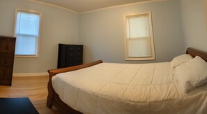 3 多间卧室、办公桌、熨斗/熨衣板、免费 WiFi