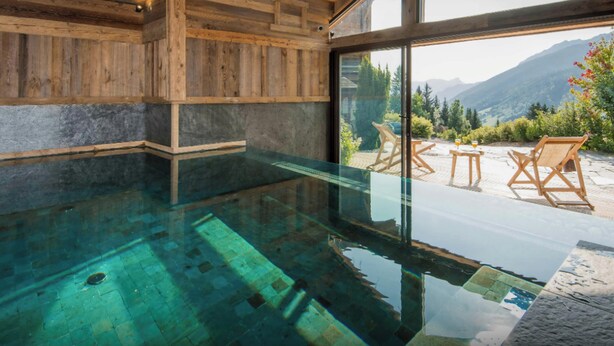 Piscine couverte, piscine chauffée