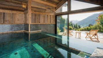 Piscine couverte, piscine chauffée