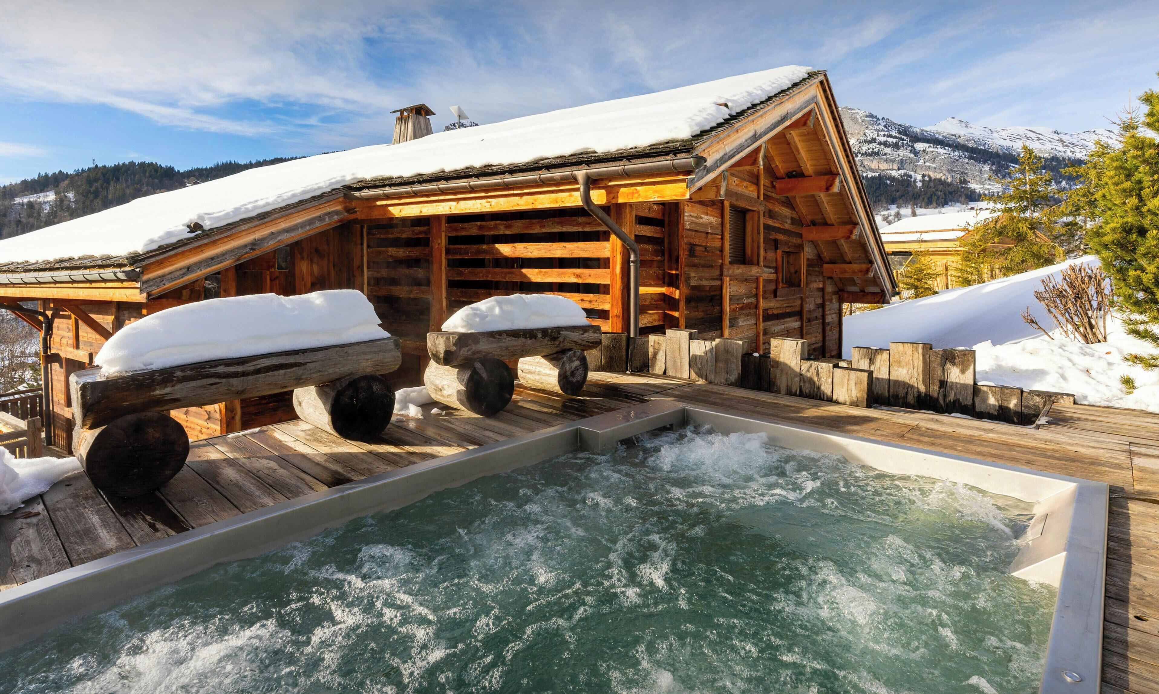 Bain à remous extérieur