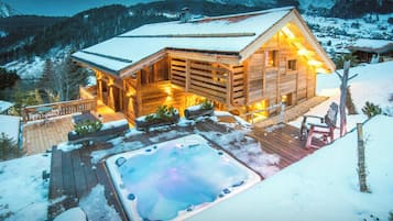 Bañera de hidromasaje exterior