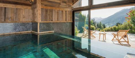 Piscine couverte, piscine chauffée