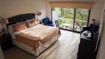 خزنة داخل الغرفة وواي فاي مجانًا