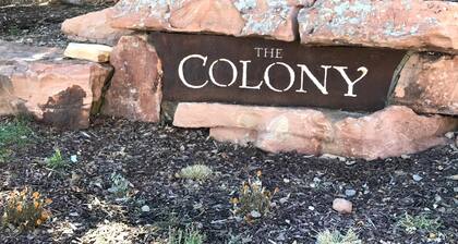 The Colony | Walk To Slopes, Hot Tub, Parking | KBM Resorts | Walk to Slopes, Hot Tub, Parking | 2 homes, 9 Bedrooms | ML-2510