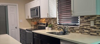 4-bedroom house in beautiful Dowtown Stuart with home gym