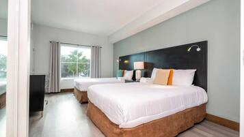 1 chambre, bureau, fer et planche à repasser, Wi-Fi